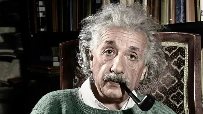 نظریه های علمی آلبرت اینشتین 